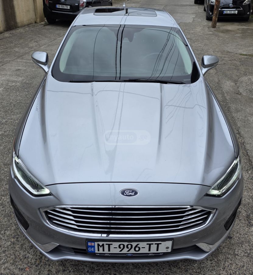 Ford Fusion - фото 1