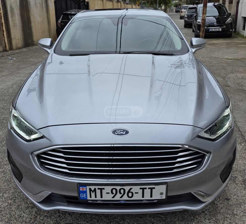 Ford Fusion - фото 10