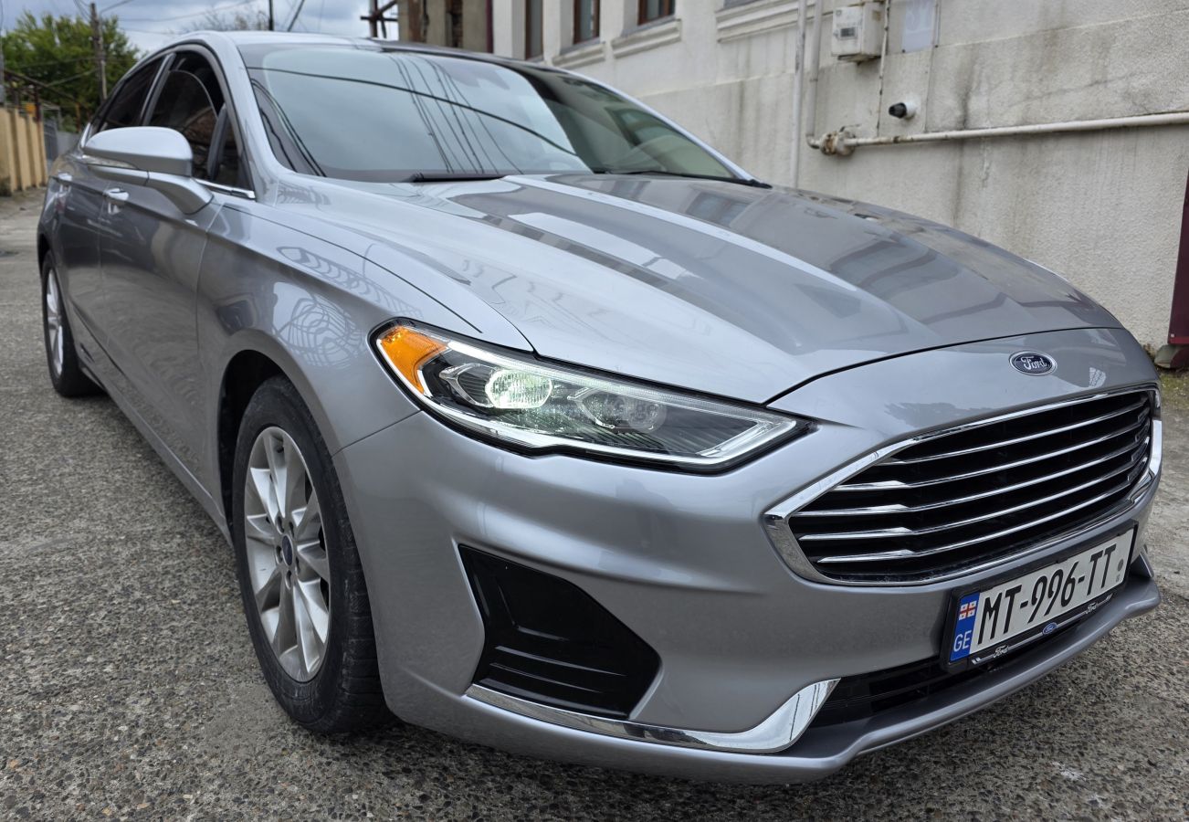 Ford Fusion - фото 6