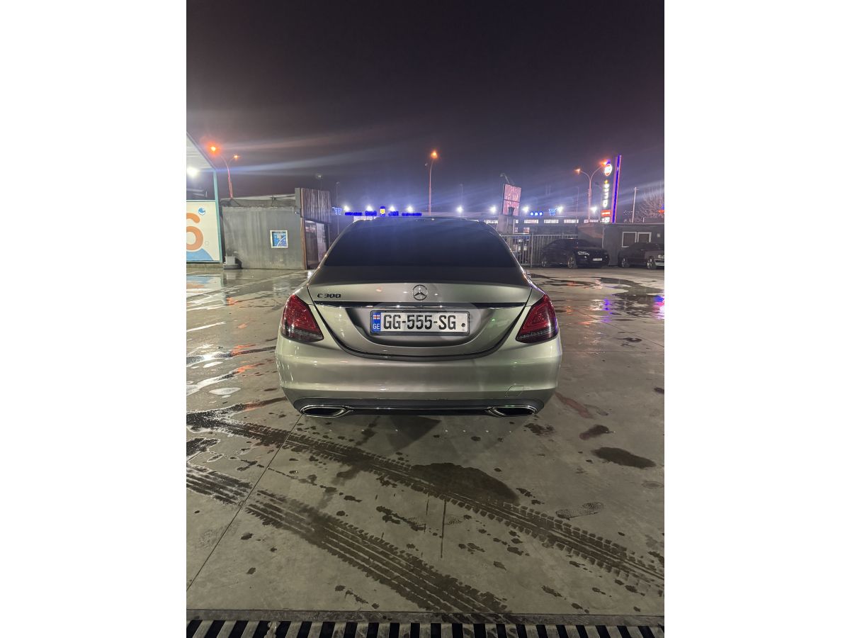 Mercedes-Benz C 300 - фото 2