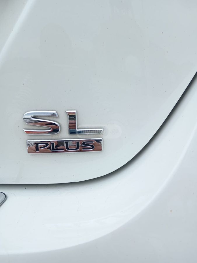 Nissan Leaf - фото 7