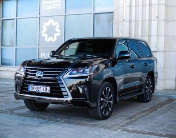 LexusLX 450