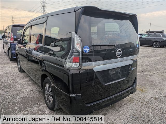 Nissan Serena - фото 9