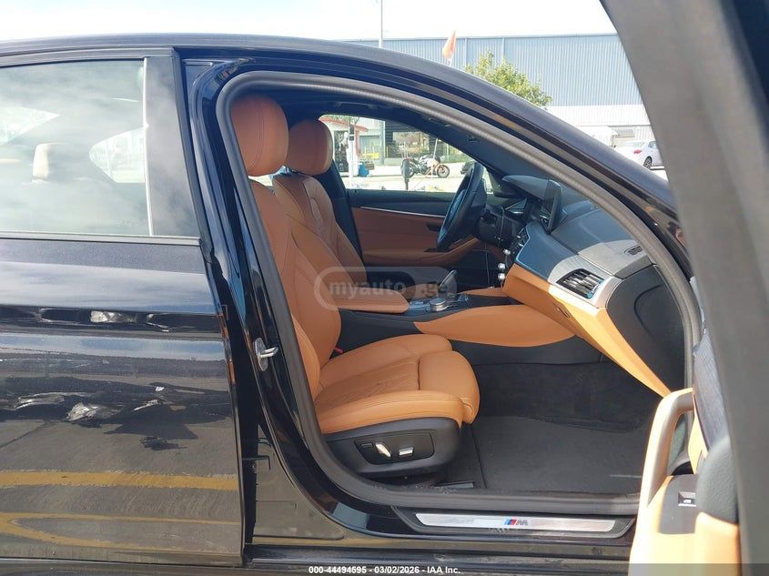 BMW 540 2023 — миниатюра 5