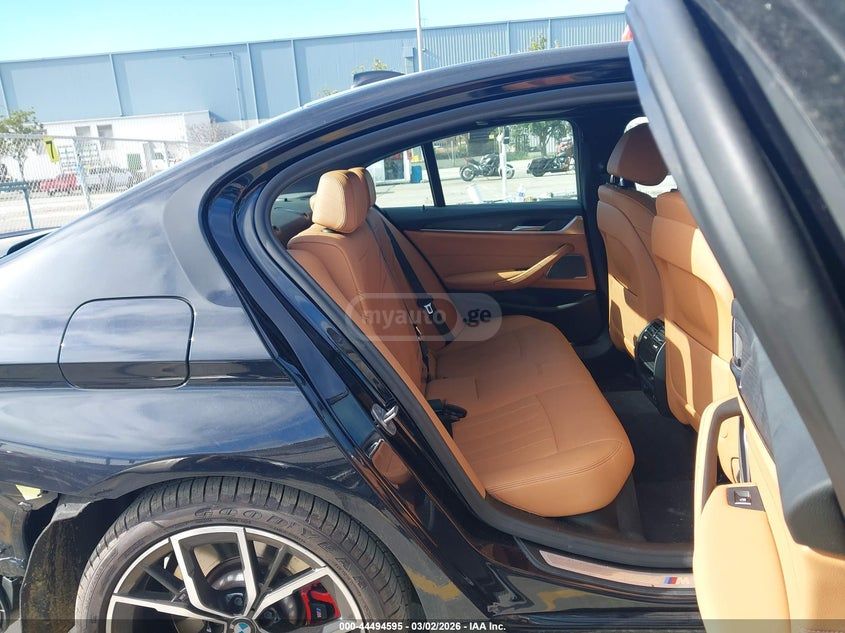 BMW 540 2023 — миниатюра 8