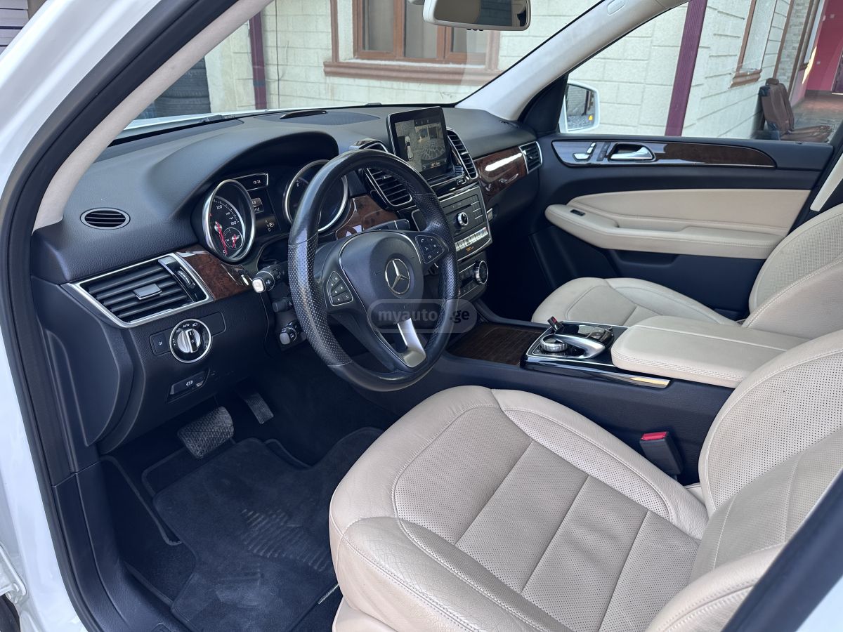 Mercedes-Benz GLE 350 - фото 10