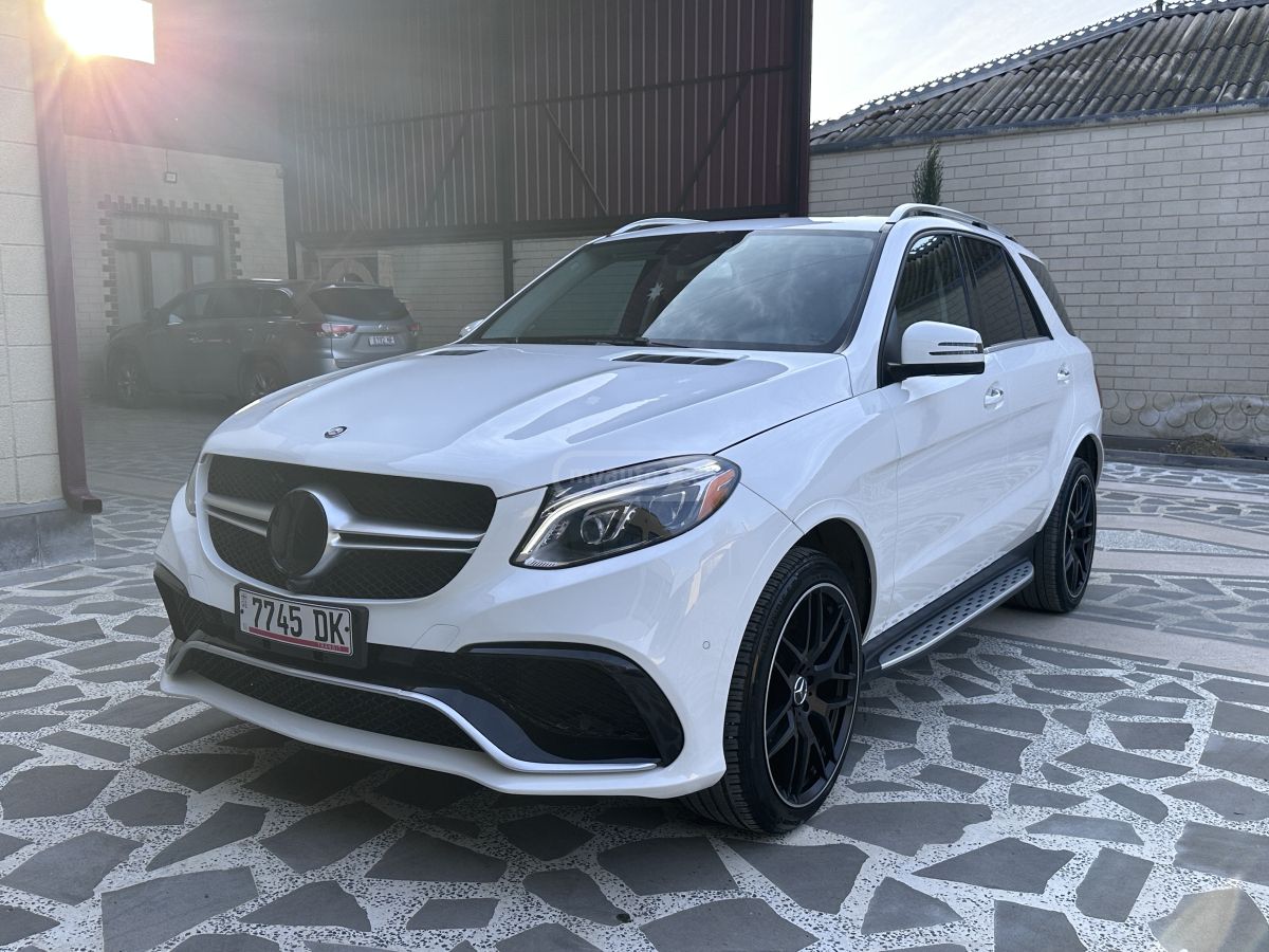 Mercedes-Benz GLE 350 - фото 3