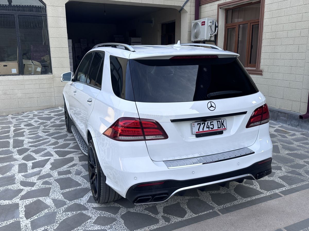 Mercedes-Benz GLE 350 - фото 6