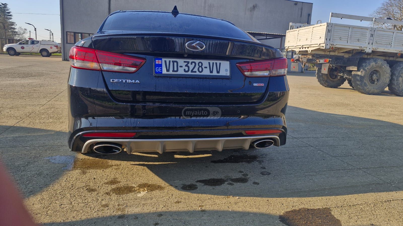 Kia Optima - фото 5