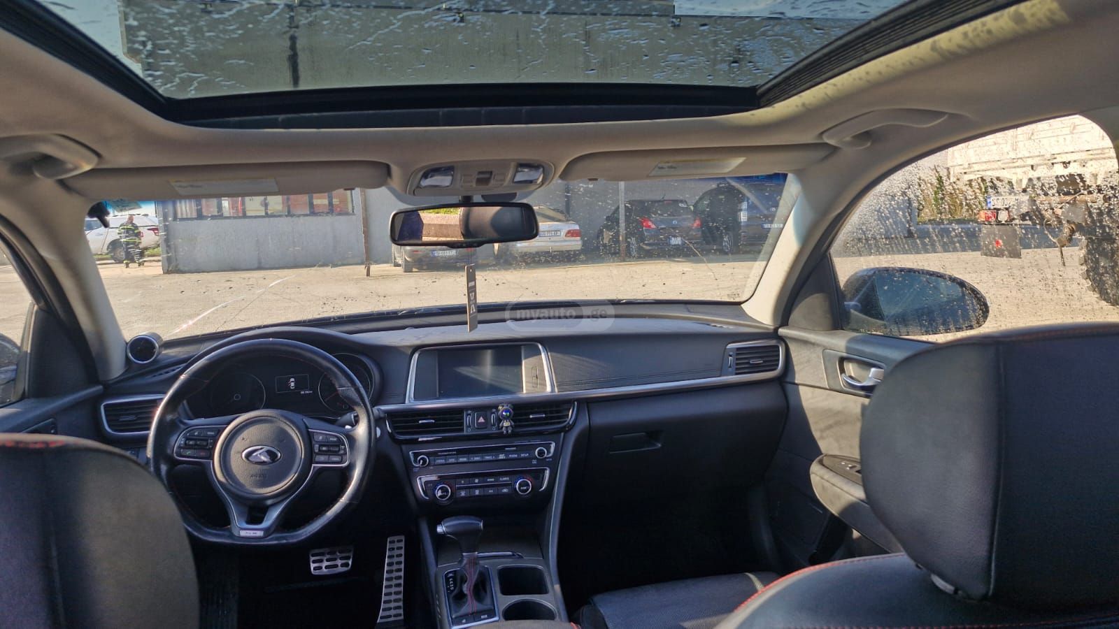 Kia Optima - фото 7