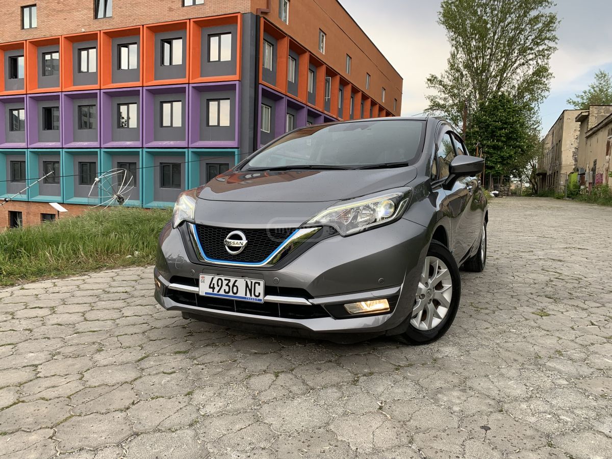 Nissan Note - фото 1