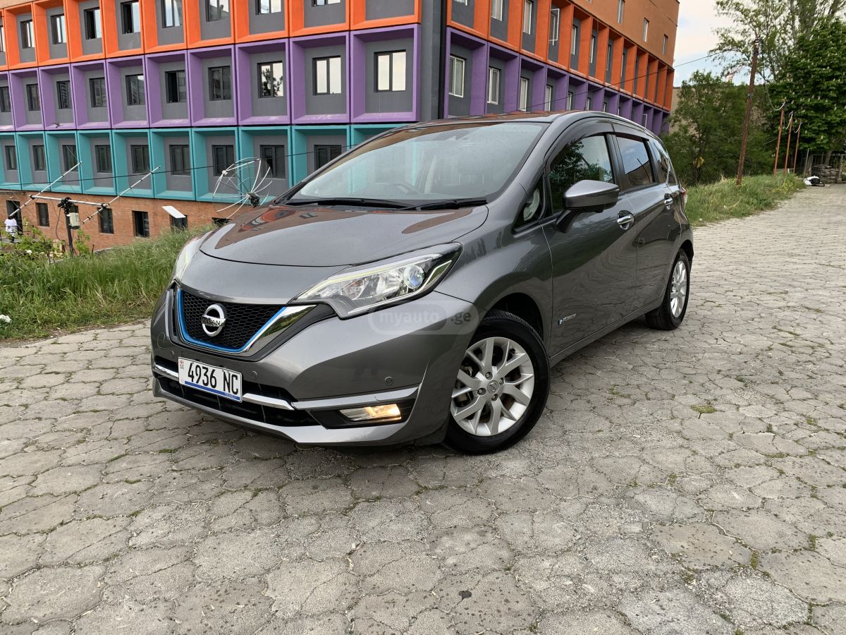 Nissan Note - фото 4