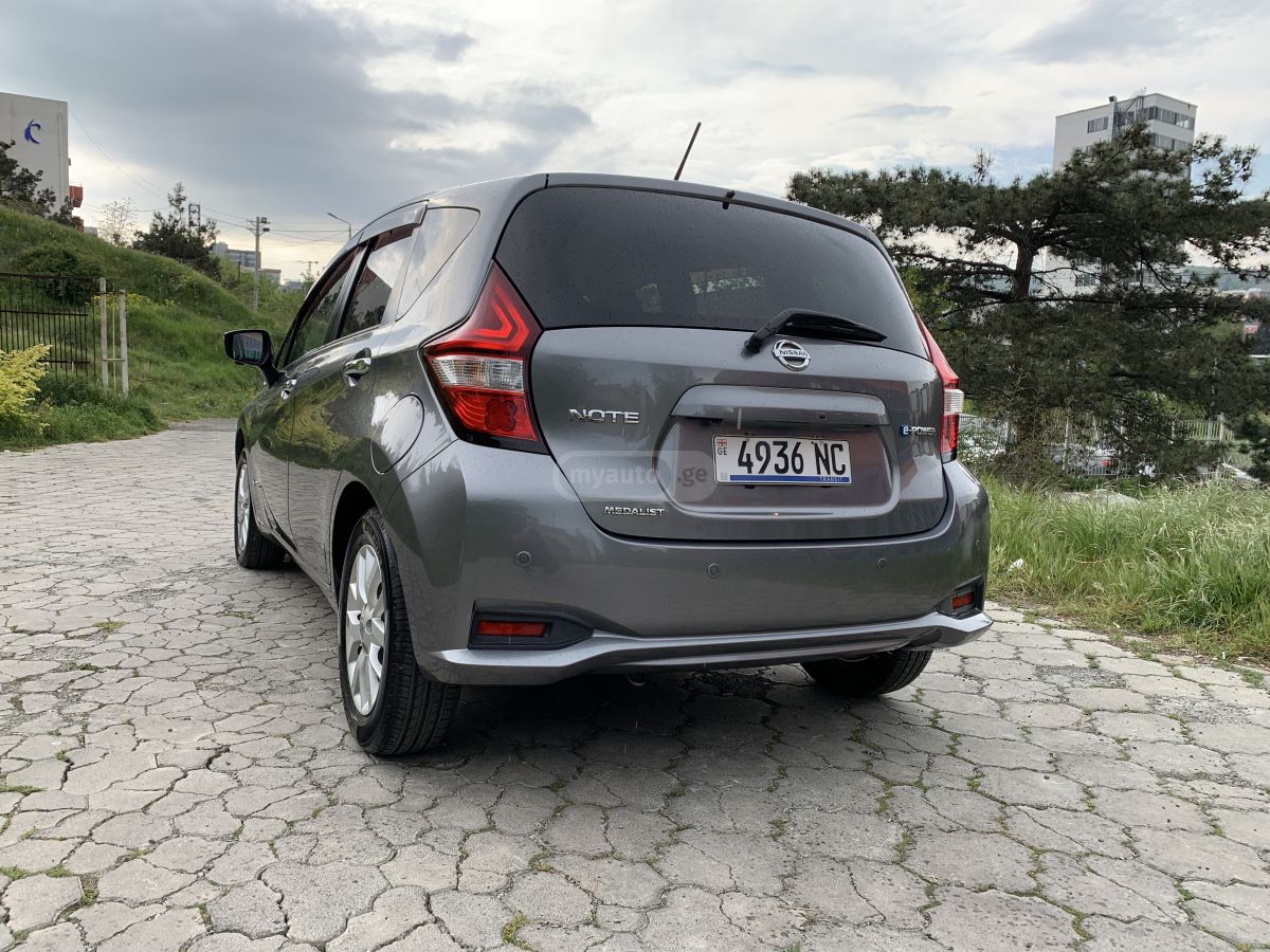 Nissan Note - фото 8
