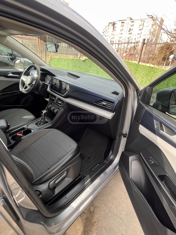 Volkswagen Taos - фото 11