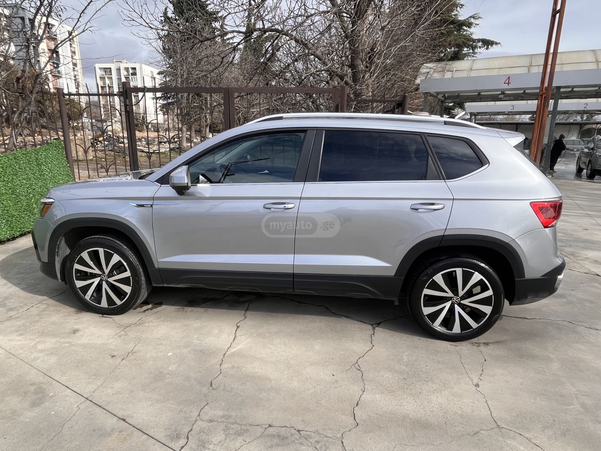 Volkswagen Taos - фото 7