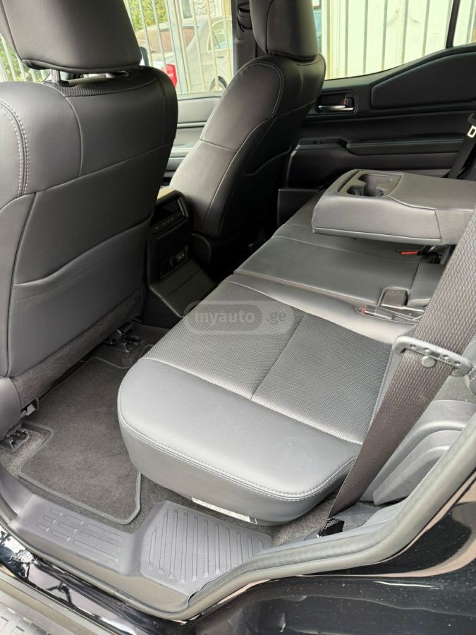 Toyota Land Cruiser Prado - фото 12