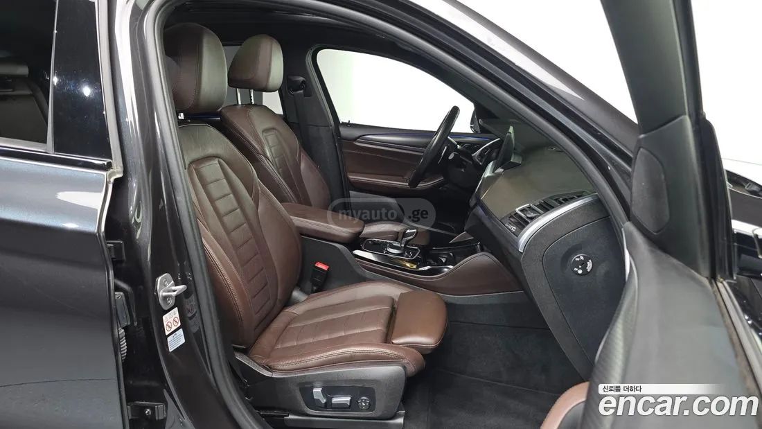 BMW X4 2023 — миниатюра 10