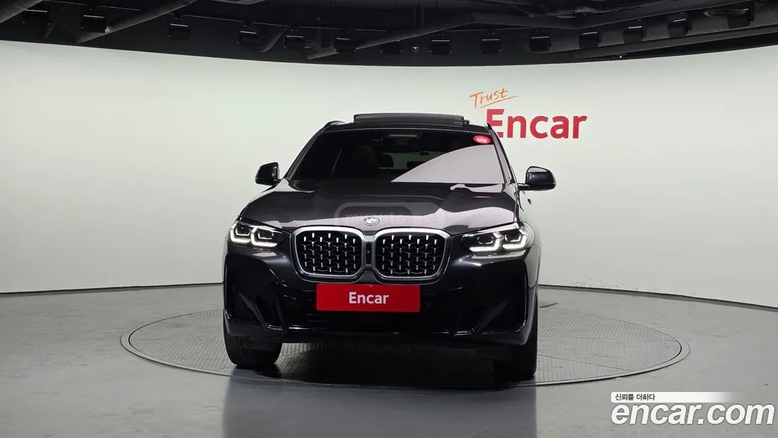 BMW X4 2023 — миниатюра 3
