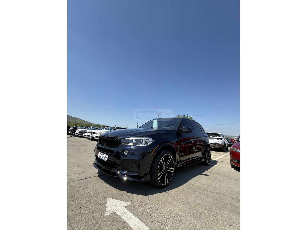 BMW X5 - фото 2