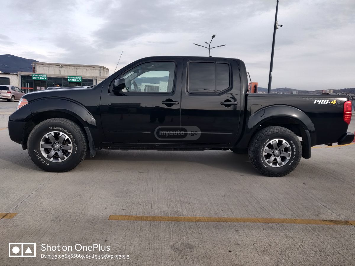 Nissan Frontier - фото 2