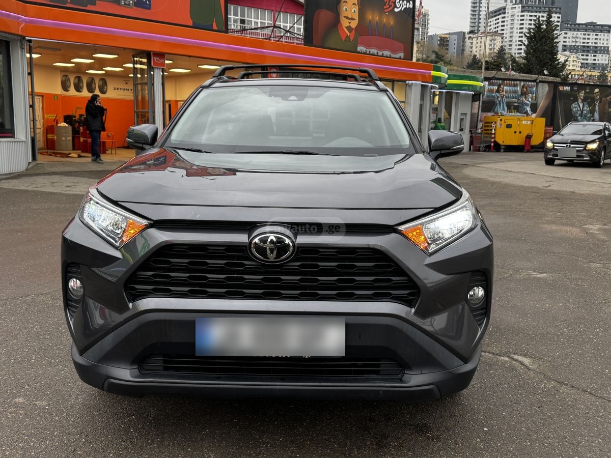 Toyota Rav 4 - фото 10