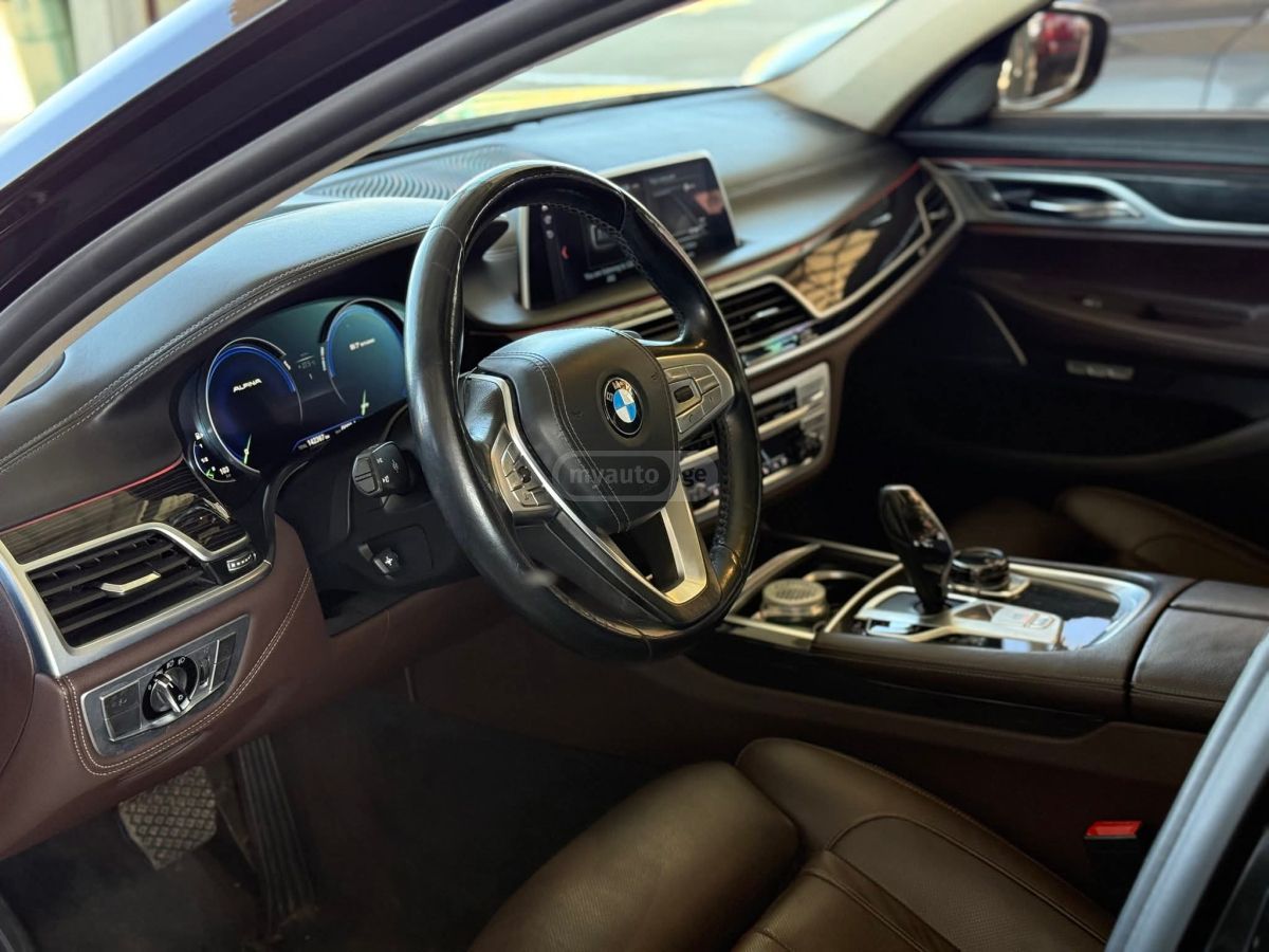 BMW 740 - фото 13