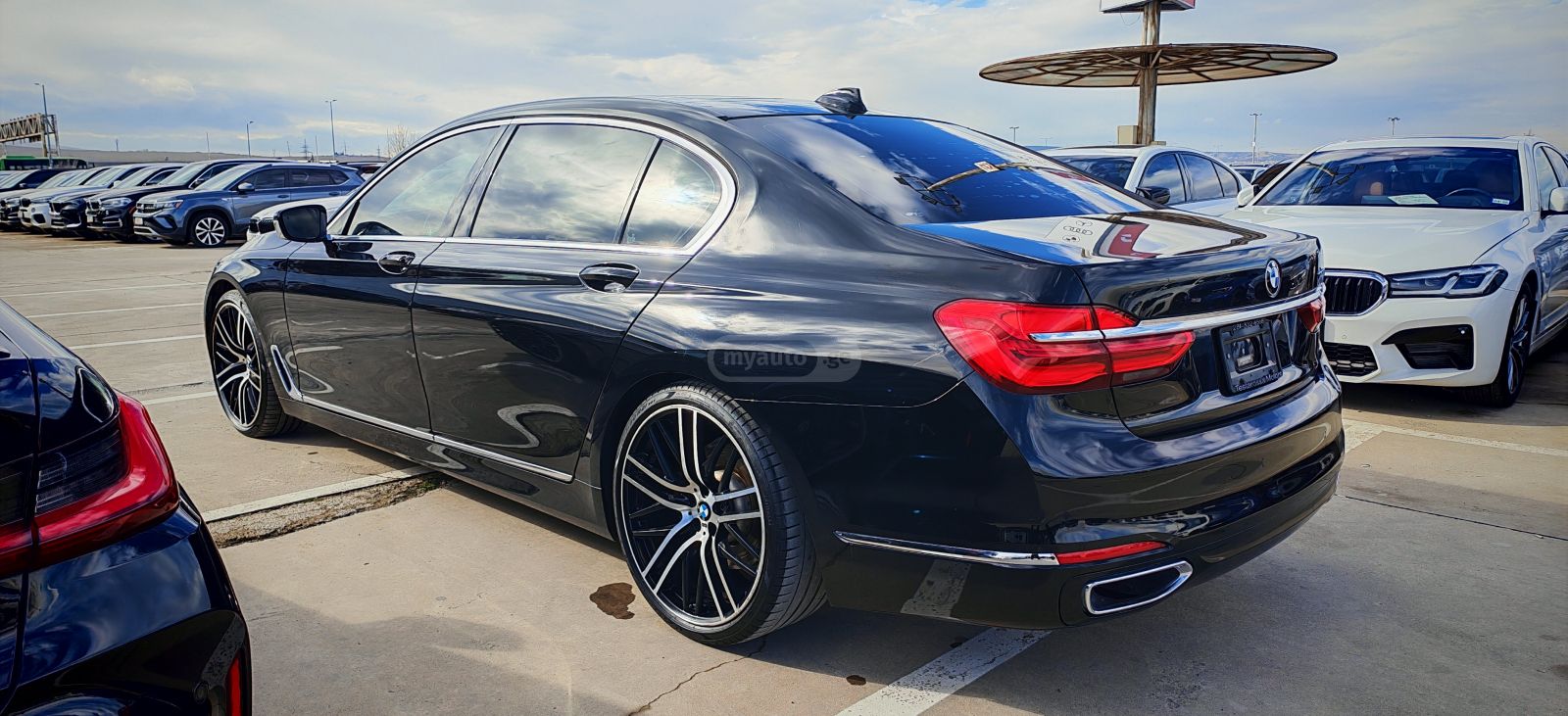 BMW 740 - фото 4