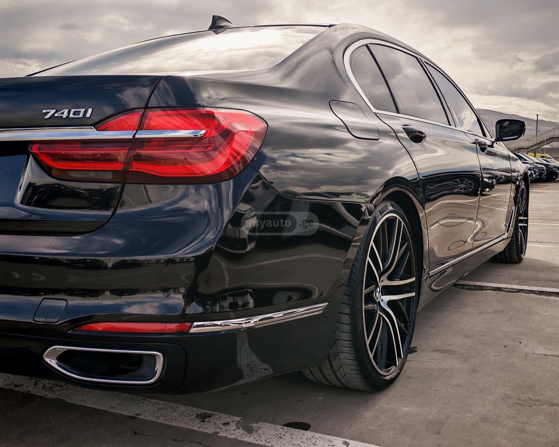 BMW 740 - фото 6