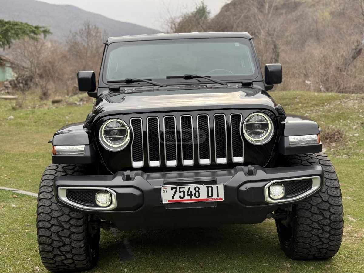 Jeep Wrangler - фото 8