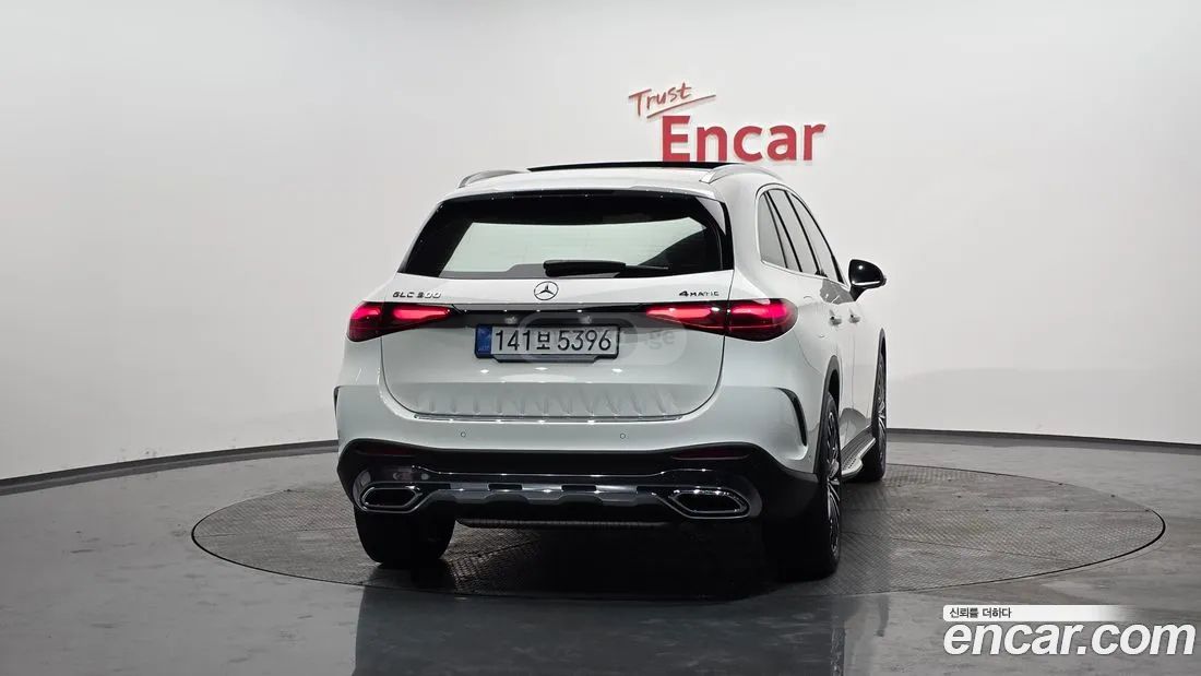 Mercedes-Benz GLC 200 2025 — миниатюра 4