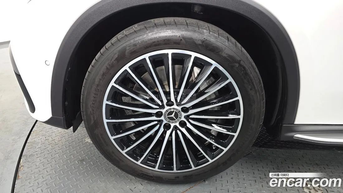 Mercedes-Benz GLC 200 2025 — миниатюра 5