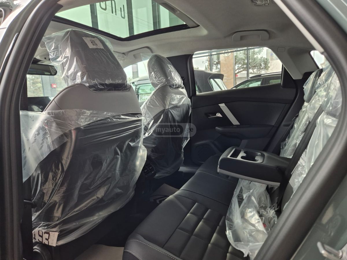 Citroen C4 2025 — миниатюра 8