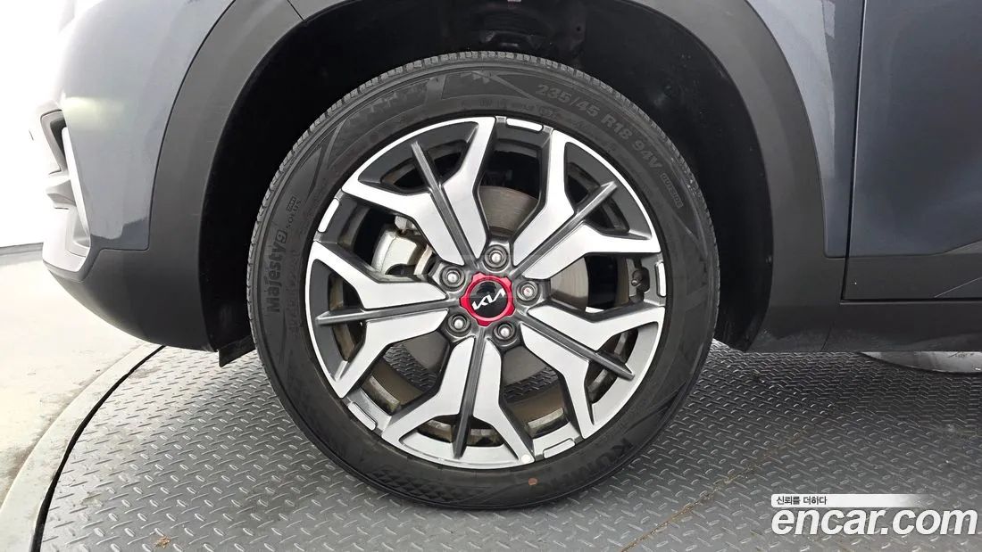 Kia Seltos 2023 — миниатюра 5