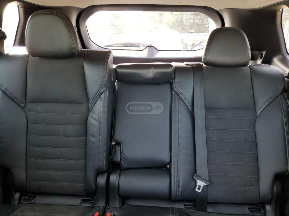 Mitsubishi Outlander - фото 10