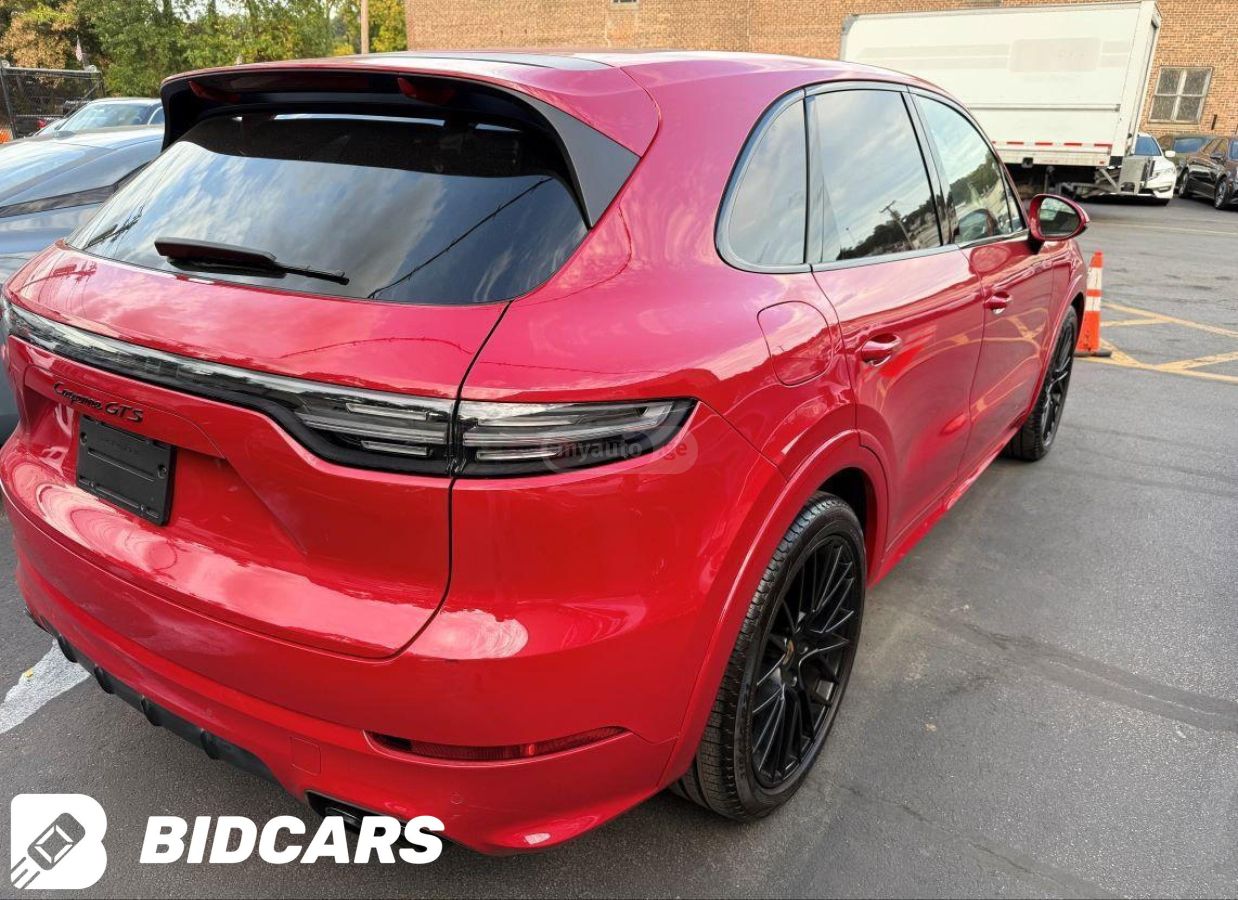 Porsche GTS — миниатюра 4