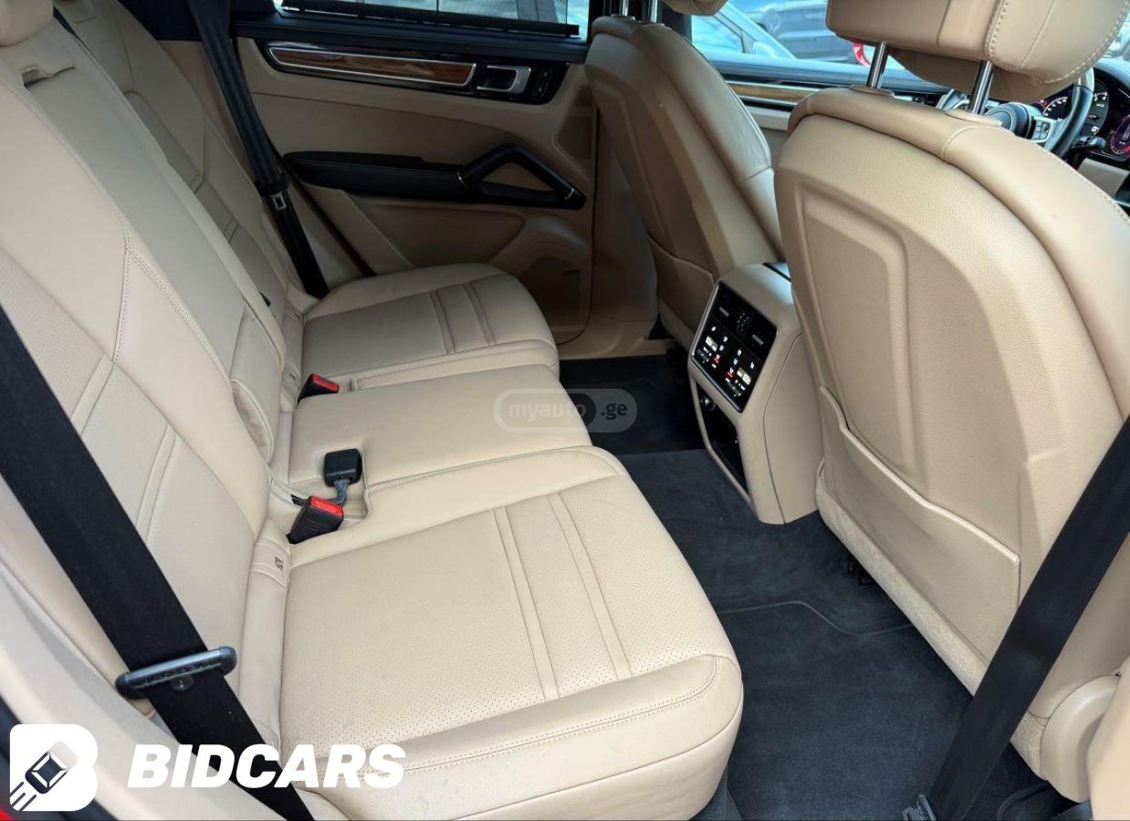 Porsche GTS — миниатюра 6