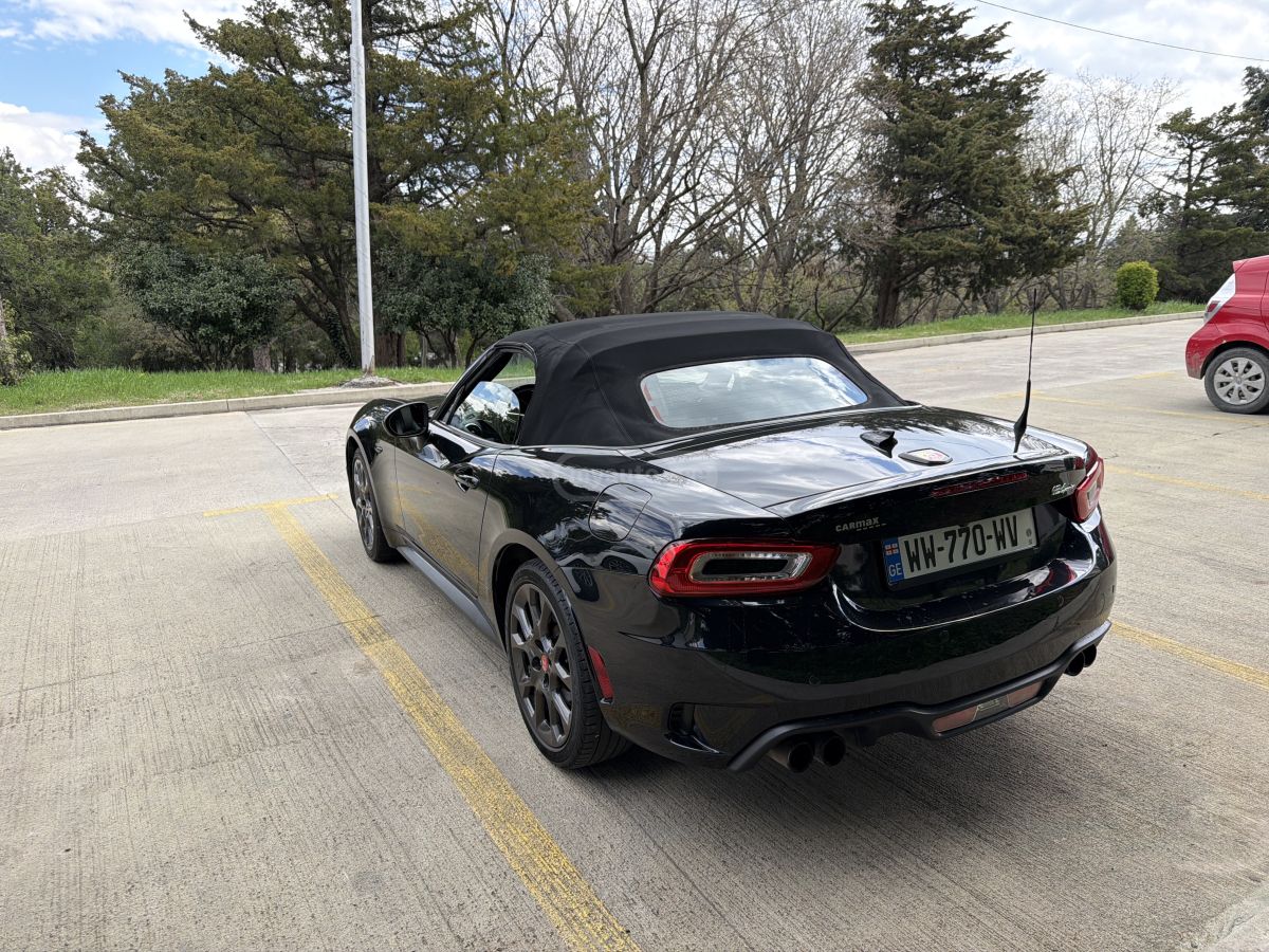 Fiat 124 Spider - фото 13