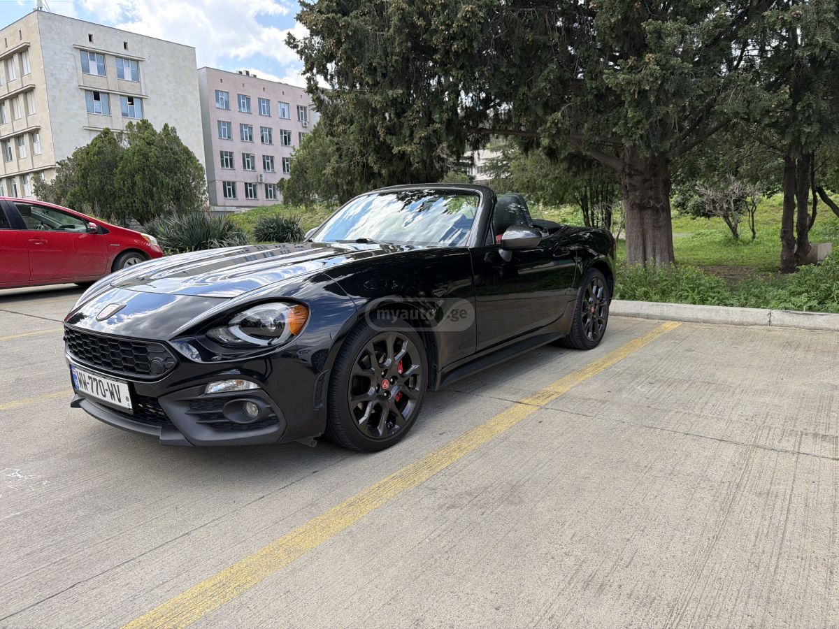 Fiat 124 Spider - фото 3