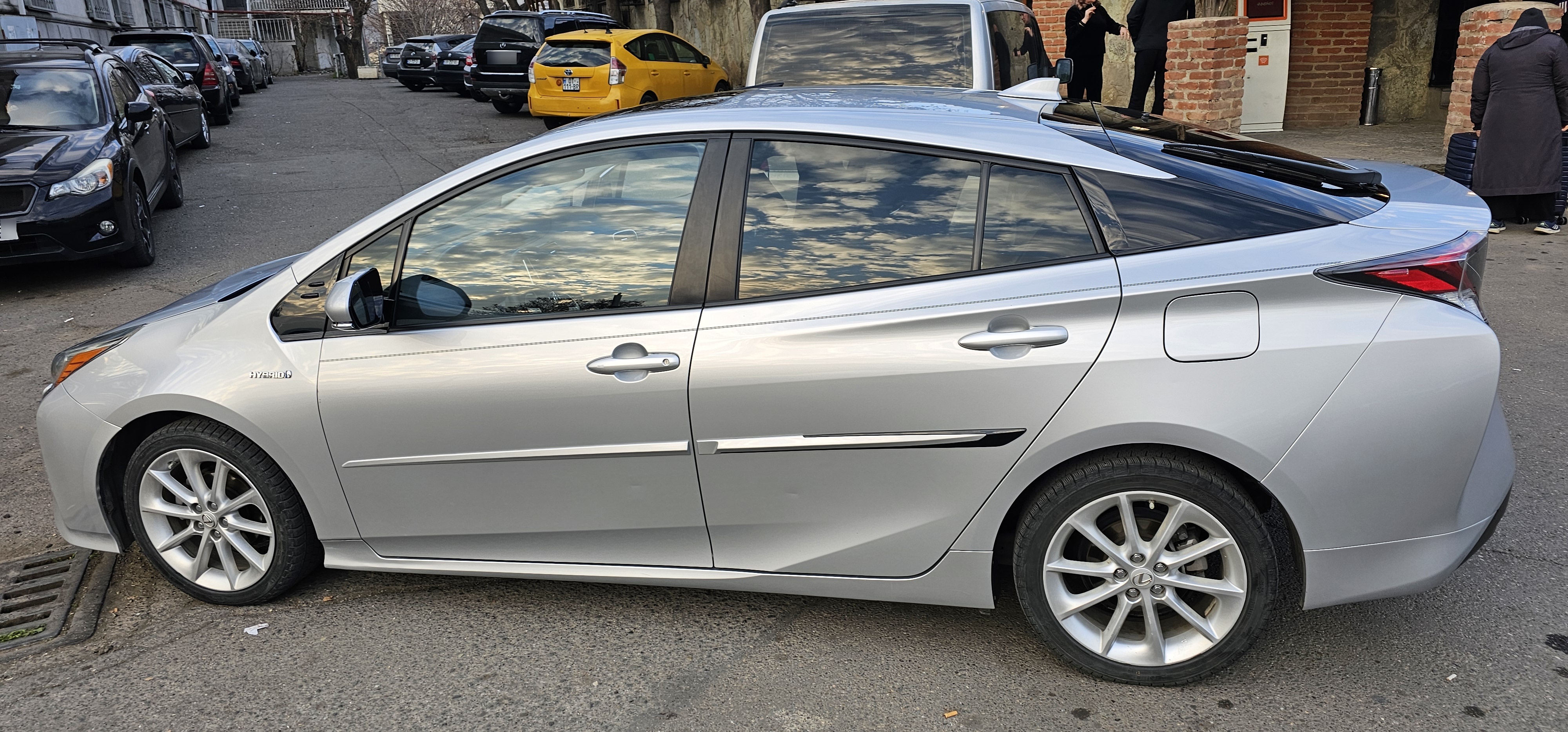 Toyota Prius - фото 6