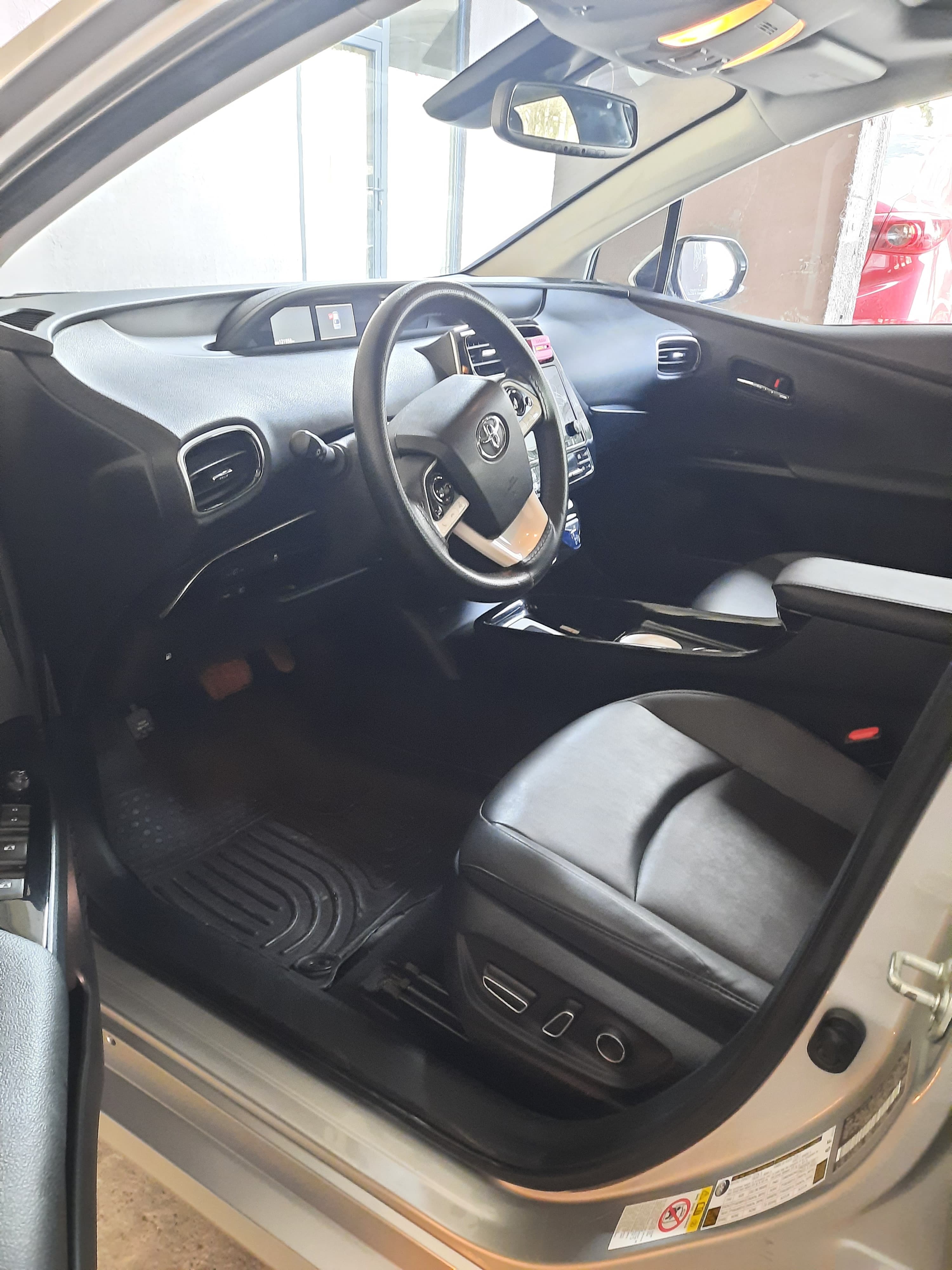 Toyota Prius - фото 7