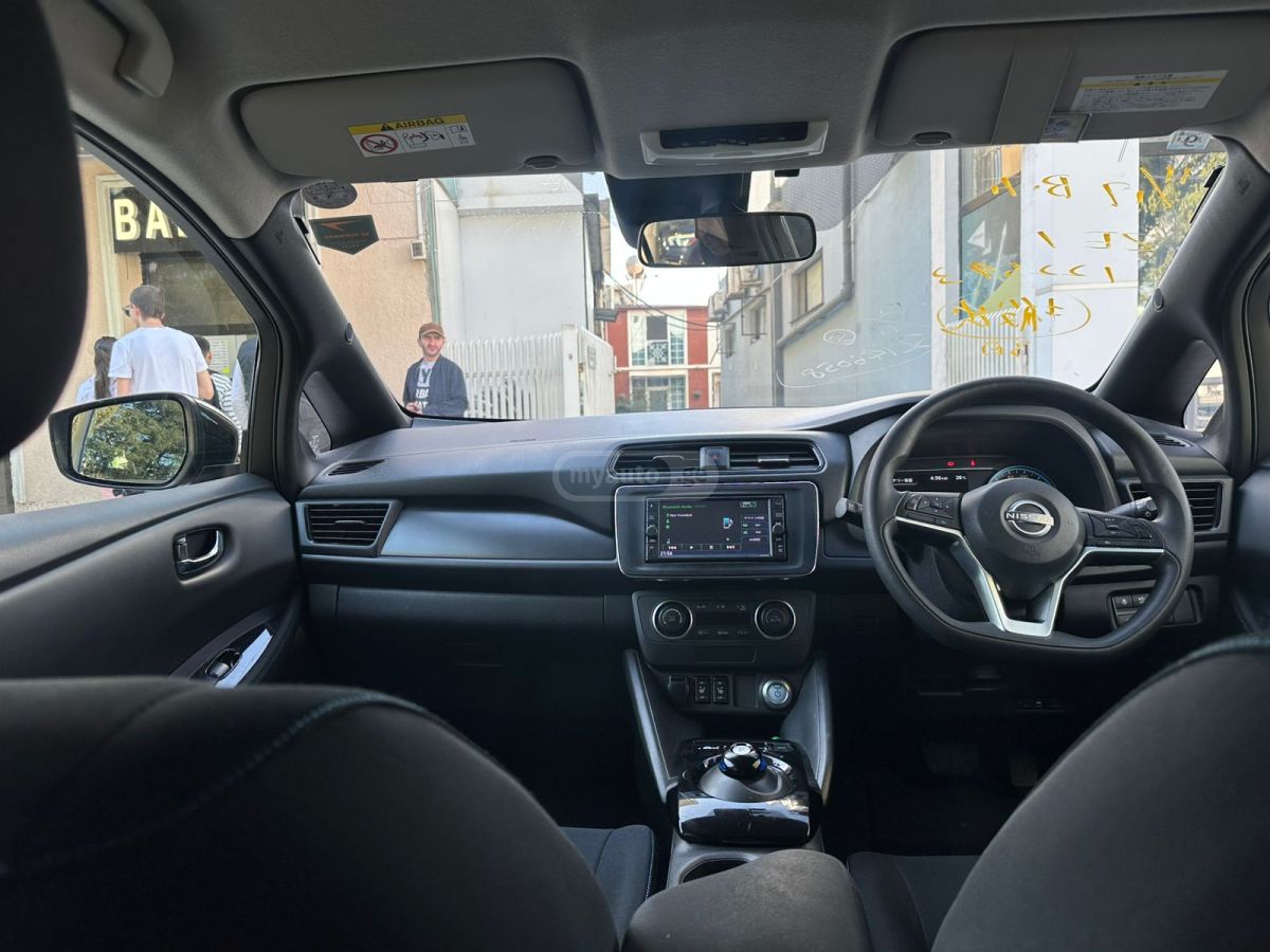 Nissan Leaf - фото 8