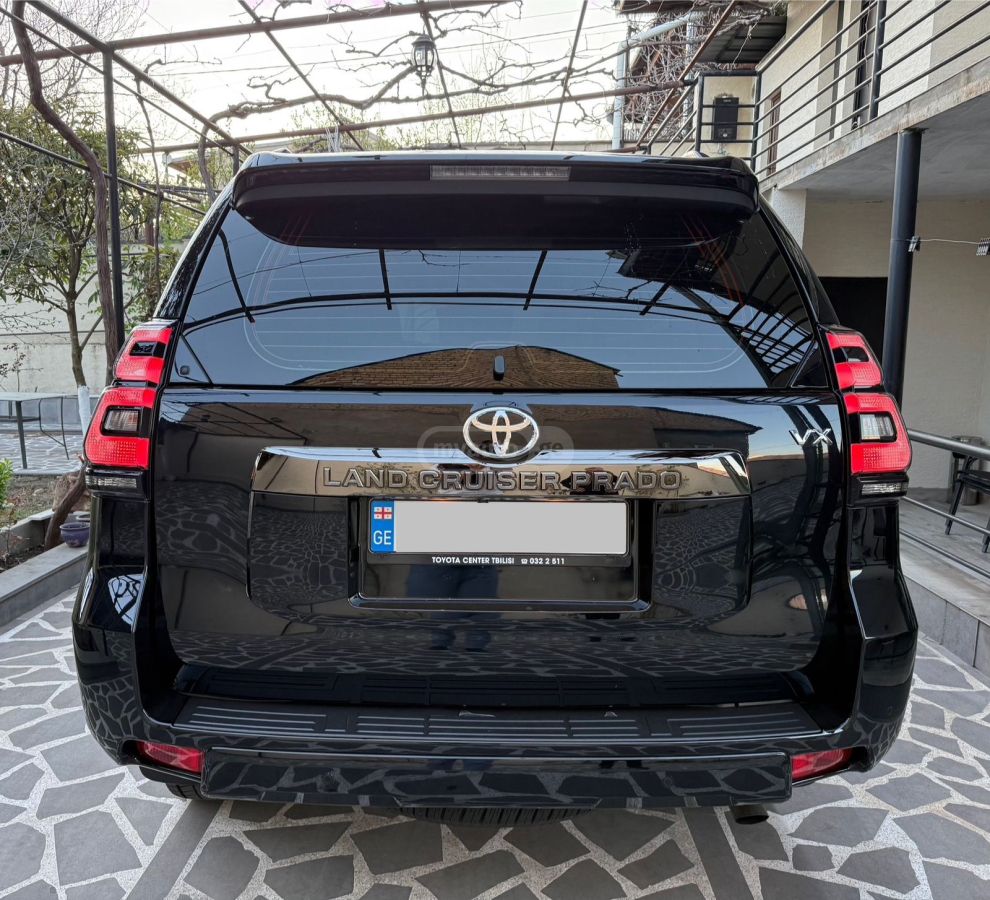 Toyota Land Cruiser Prado - фото 2