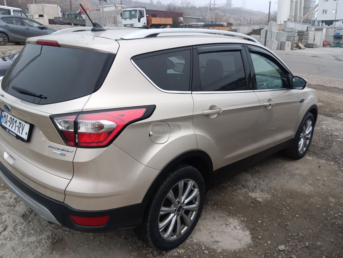 Ford Escape - фото 3