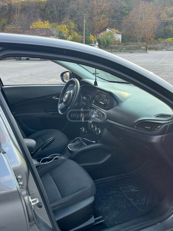 Fiat Tipo - фото 8