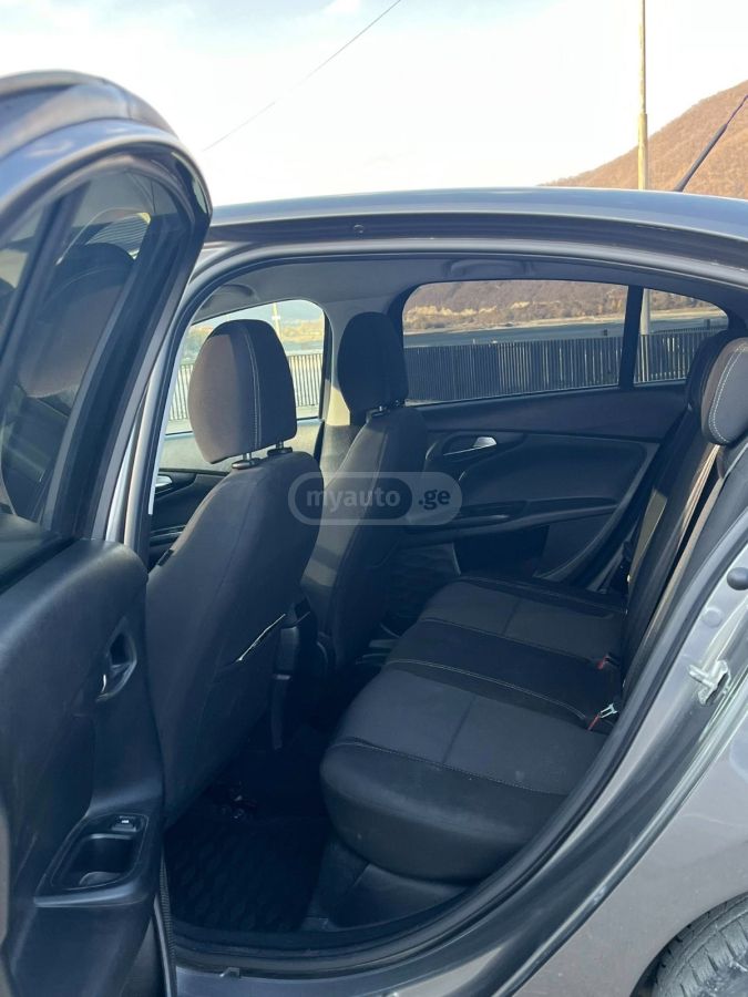 Fiat Tipo - фото 9