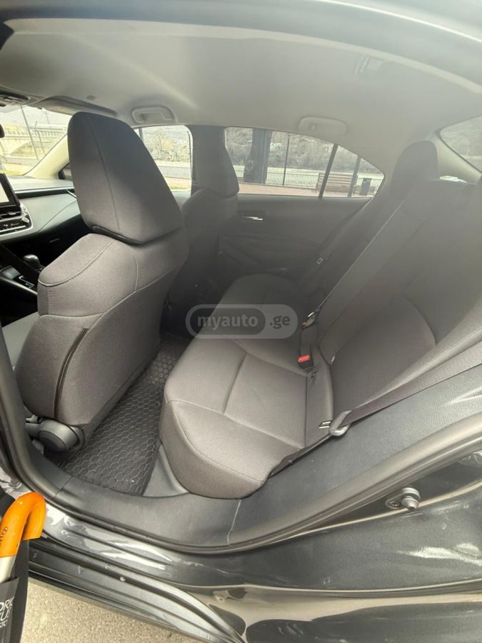 Toyota Corolla - фото 5