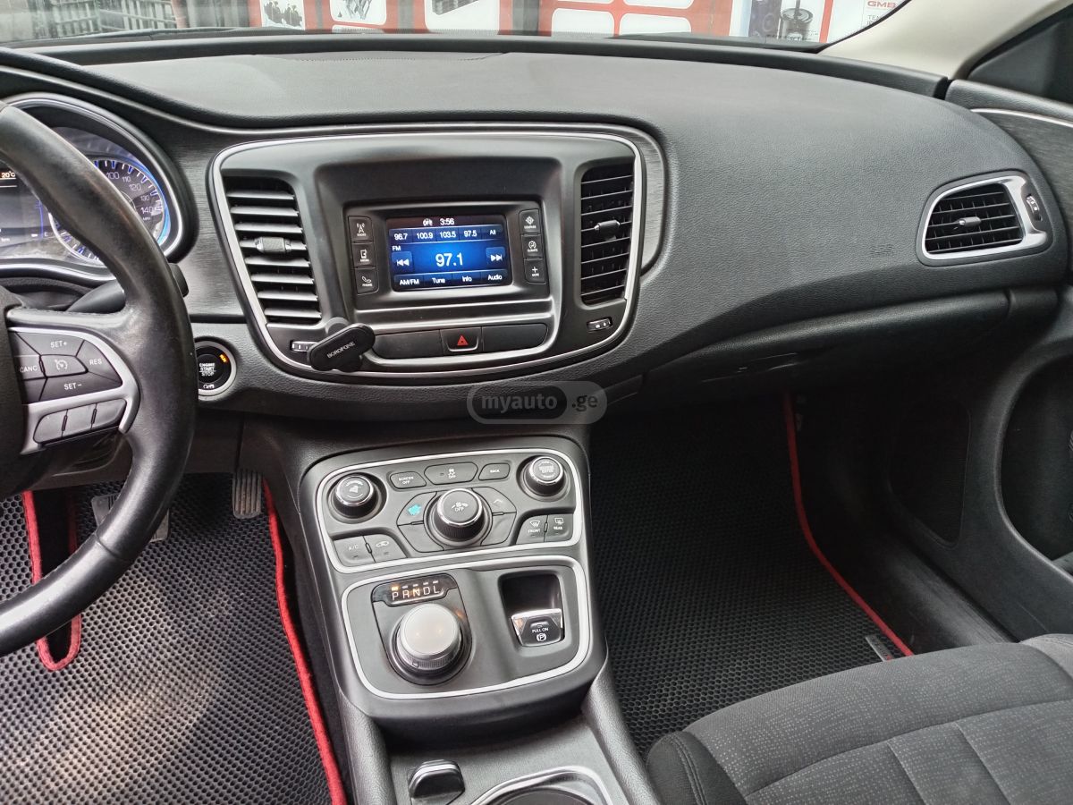 Chrysler 200 - фото 8