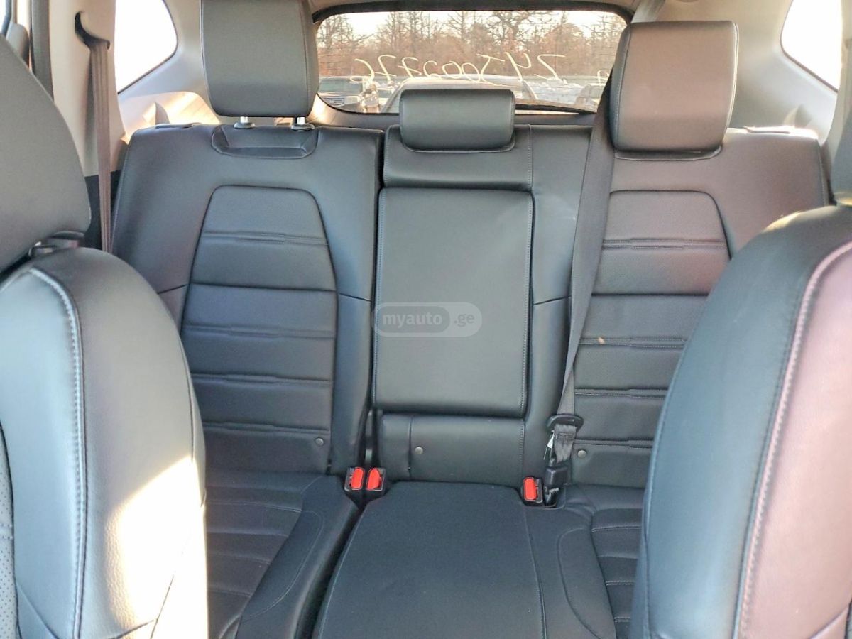Honda CR-V - фото 10