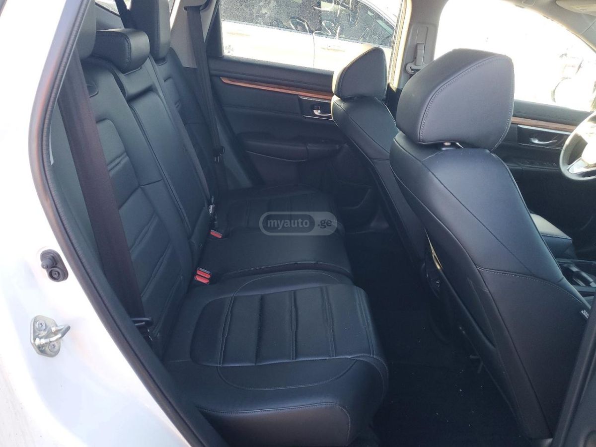 Honda CR-V - фото 11
