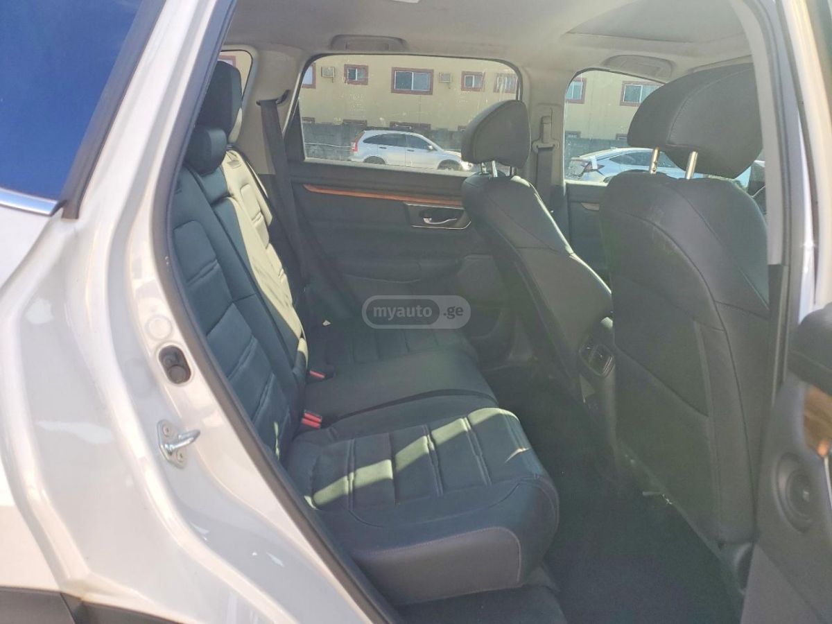 Honda CR-V - фото 10